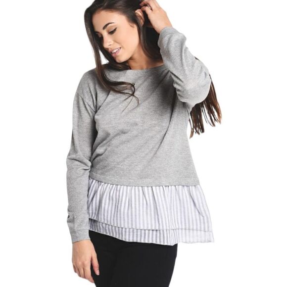 Get a classic layered look for Fall in the Ellison Grad Lines Top. - Picture 1 of 5